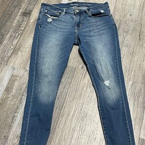 Levi Strauss Signature Low-Rise Jegging